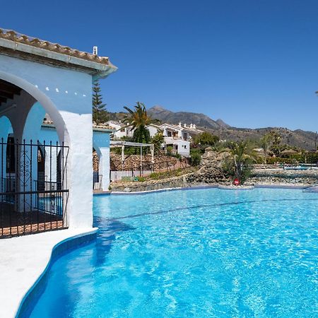 Capistrano Village, 1 Bedroom + Free Wi-Fi Nerja Exterior photo